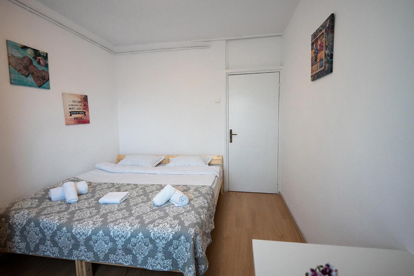Aurel Vlaicu Apartment- Gara Brasov Exterior photo