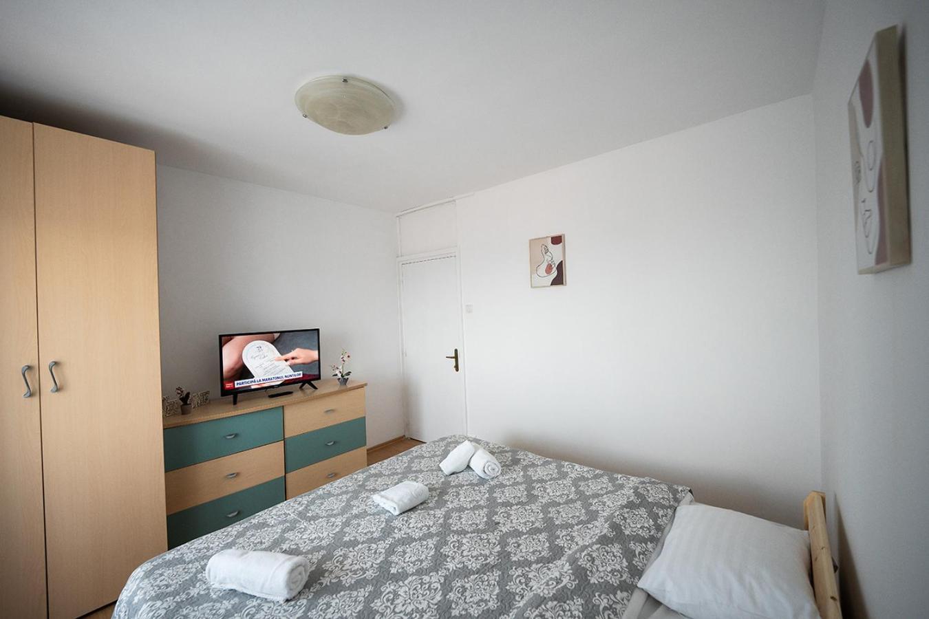 Aurel Vlaicu Apartment- Gara Brasov Exterior photo